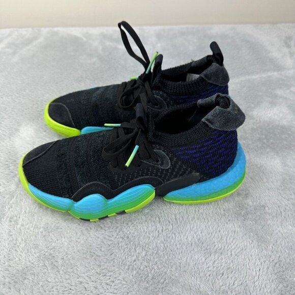 Adidas Trae Young 2.0 Basketball Shoes Boys Size 5 US - 130651135 - Picture 2 of 11